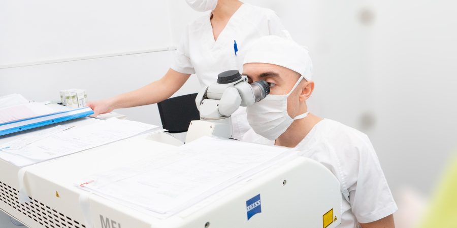 laser-operation-5091179_1920